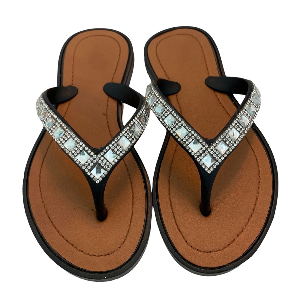LITTLE GIRL’S Embellished Flip Flops. Size: 10-11